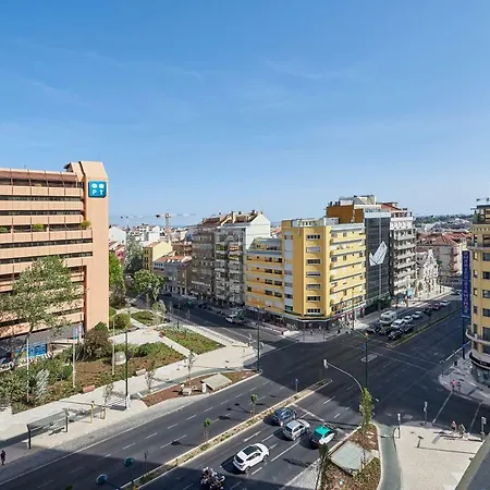 Luxury In The Privileged * Lissabon